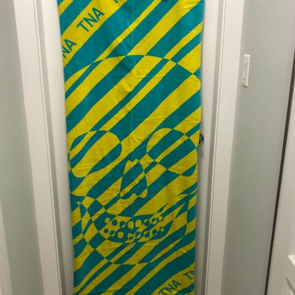 Aritzia Other - *BRAND NEW* Aritzia TNA Beach Towel